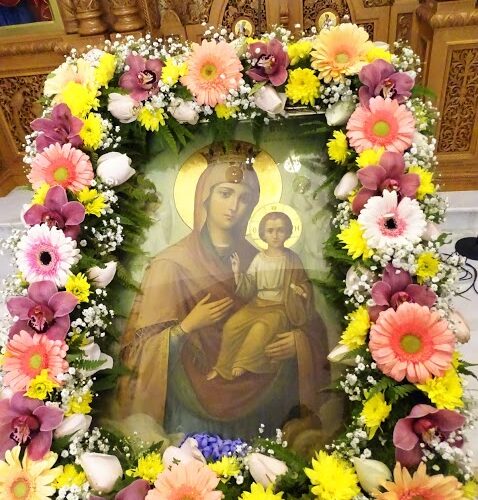 Οι Χαιρετισμοί στην Παναγία μας